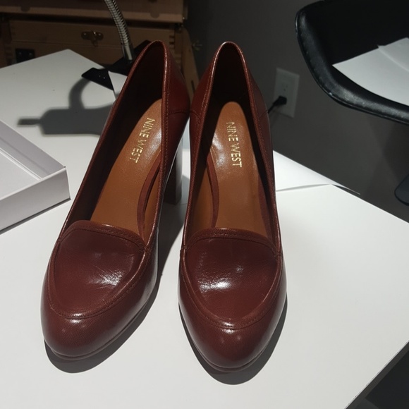 Nine west Shoe - Picture 2 of 7